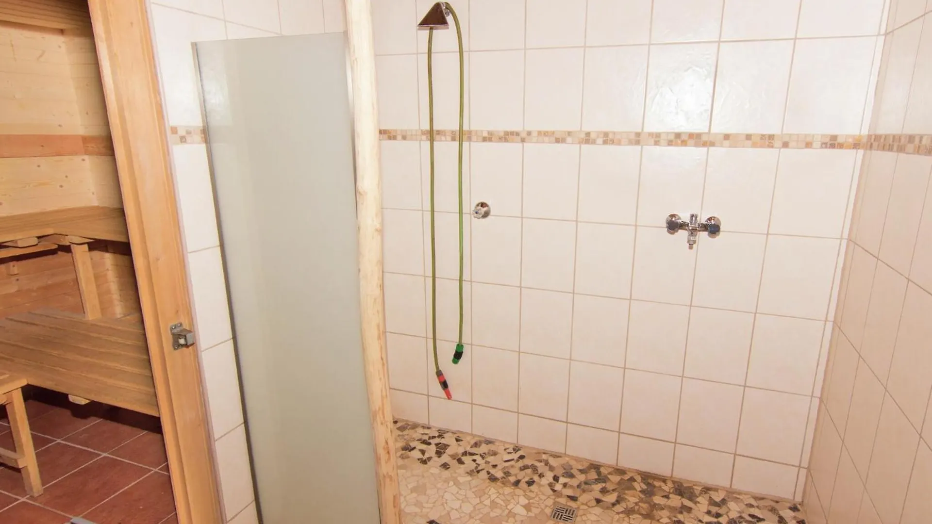 Pleasant Apartment In Ruhpolding With Swimming Pool